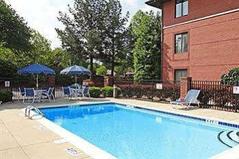 Extended America Select - Raleigh - - Regency Parkway South Hotel 2*